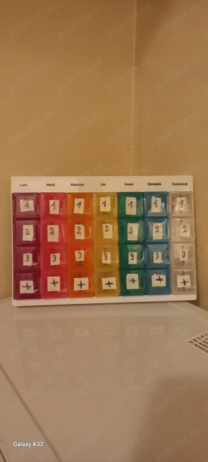 Organizator saptamanal medicamente 7 zile x 4 compartimente
