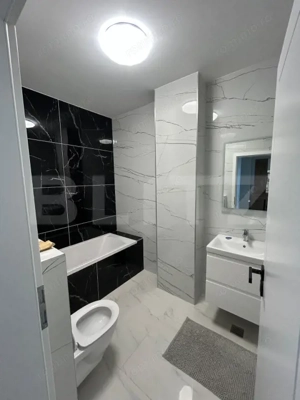 Închiriez apartament 3 camere, finisat și utilat, în zona centrală - imagine 8