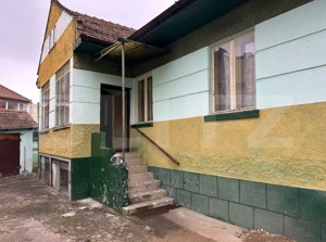 Casă în centrul Brașovului cu proiect și autorizație de extindere – oportunitate - imagine 3