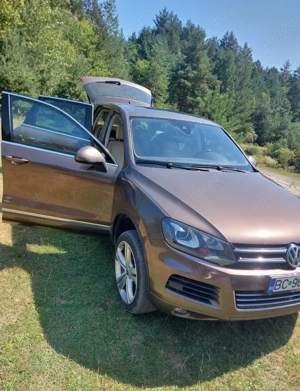 Vând VW Touareg 3.0TDI V6 - An 2012
