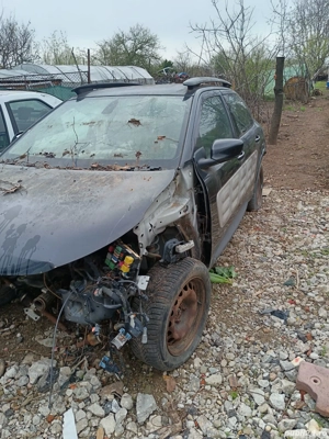 Dezmembrez Citroen cactus 