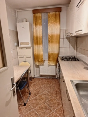 Închiriez apartament 2 camere semidecomandate, etaj 8, zona Rahovei