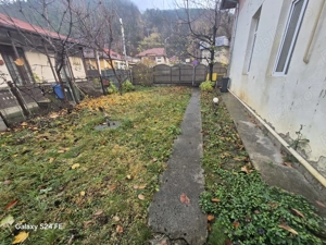  Casă de vânzare   ideală pentru locuință sau clinică! - imagine 4