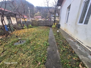  Casă de vânzare   ideală pentru locuință sau clinică! - imagine 12