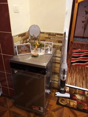 Vând apt.3cam conf.1 semidecomandat.bloc de 10 etaje - imagine 2