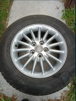 4 Genti inox cu anvelope de iarna