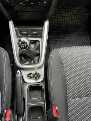 Suzuki Vitara Passion AllGrip 4x4 benzina, proprietar de noua, benzina euro 6 - imagine 10