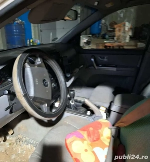 Vând Kia sorento 2004 motor defect.