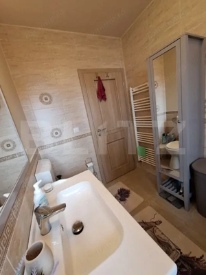 Apartament 3 camere, 2 bai, parcare, zona Terra - imagine 11