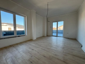 4 camere.Bloc Nou.Terasa generoasa.Luminos