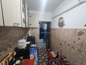 Resita, 3 Cam., Parter, Micro 3 - imagine 8