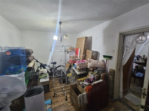 Resita, 3 Cam., Parter, Micro 3 - imagine 4