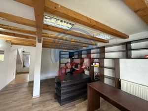 Spatiu de inchiriat/birouri/comercial/salon/etc