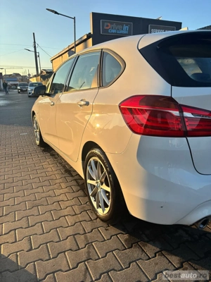 BMW 225xe Plug-in Hybrid - imagine 3