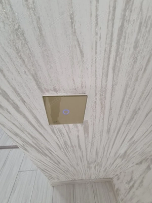 1 camera langa Mall Carrefour micro 40 - imagine 4