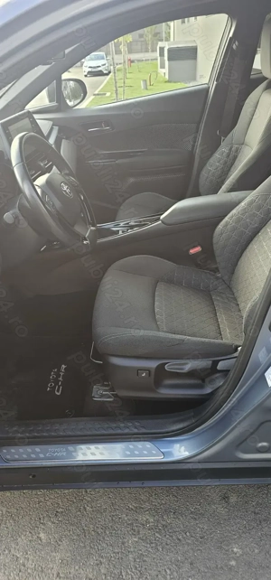 Toyota C-HR 2.0 VVT-i Dynamic (184CP) - Hybrid - Automata (CVT) - imagine 7