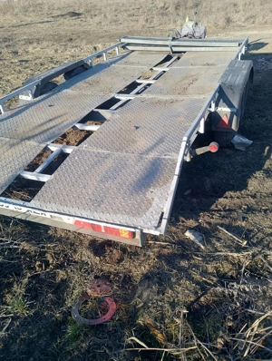 Vând platformă de 3 t stare buna  - imagine 2