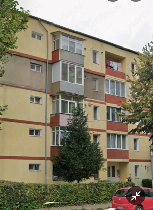 Etaj 1 proprietar .2  camere resita 