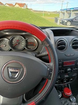 Vind URGENT Dacia Duster 1.5Tdc . 110cp. 4  2  2016 - imagine 2