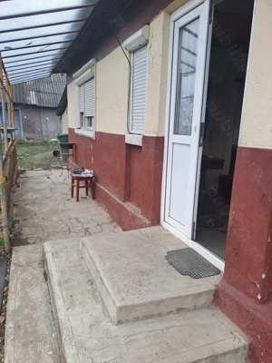 Vând casa în comuna Apa 