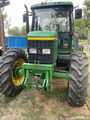 Tractor John Deere 6100 - imagine 6