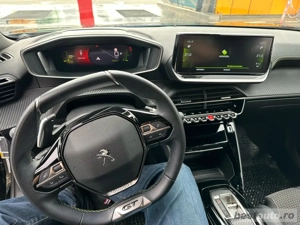Peugeot 2008 1.2 GT line - imagine 4