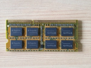 Memorii DDR3 SODIM 4+4 GB -laptop DELL