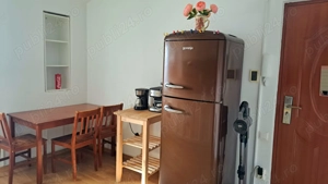 Proprietar, închiriez apartament cu 2 camere, et 5,zona Soarelui, lângă generala 30. - imagine 2