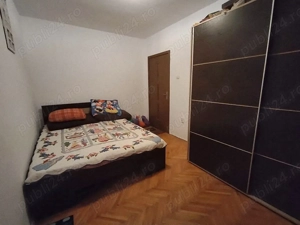 Apartament cu 3 camere, decomandat, et3, Sagului - imagine 6