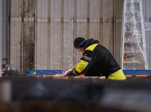 Instalator HVAC pe nava - imagine 3