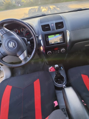 Vând autoturism SUZUKI SX4 