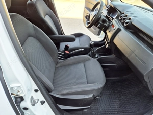 Dacia Duster 1.5 Blue dCi 4WD Comfort 2020, Diesel, 115CP - imagine 6
