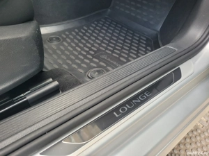 Volkswagen Golf 7, model Lounge, an 2016, 1598 cmc diesel, 110CP, Argintiu - imagine 10