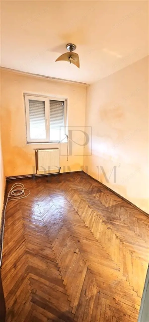 DACIA - 4 CAM - CENTRALA - ETJ.3 - BOXA - ZONA EXCELENTA