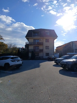 Vând apartament bloc relativ nou 3 camere   2 bai   1 balcon - imagine 3