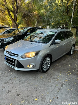 Ford Focus-2011-1.6 benzina - imagine 2