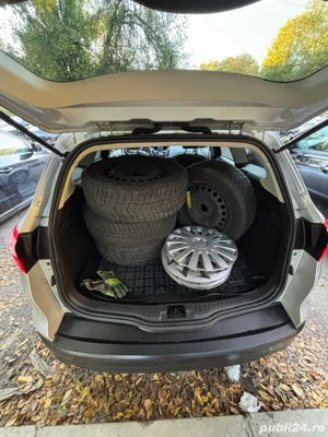 Ford Focus-2011-1.6 benzina - imagine 3