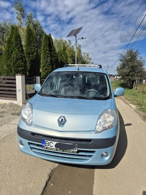 Vand schimb Renault Kangoo 1.5 diesel 105 cp an 2008 unic proprietar 146.700 km