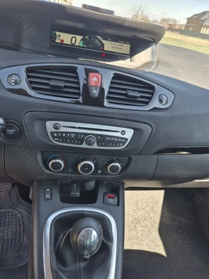 Vand schimb Renault Scenic 1.5 diesel 110 cp an 09 2011 euro 5  220.000 km - imagine 8