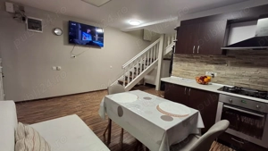 Casă renovată complet, cu curte amenajată și casă secundara- zona  Gutenberg  Oradea - imagine 4