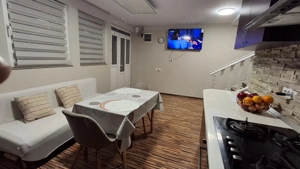 Casă renovată complet, cu curte amenajată și casă secundara- zona Mihai Eminescu  Gutenberg   Oradea