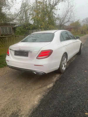 Mercedes E class w213 2017 - imagine 3