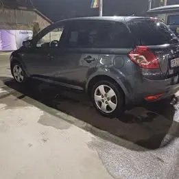 Vand Kia Ceea 2010 - imagine 4