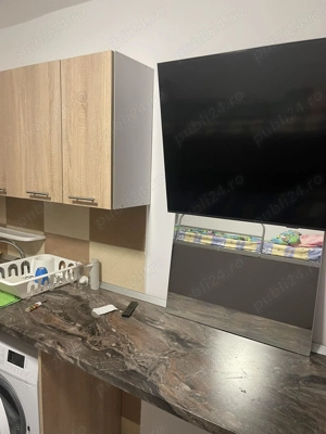 Inchiriez camera de camin