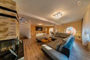 Vila moderna cu 5 camere de vanzare in Bujac