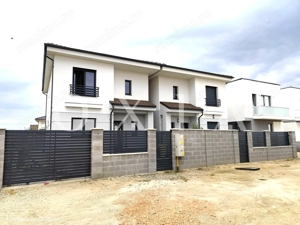 AX1143 Chisoda, 1/2 Duplex Unit Prin Camera Tehnica