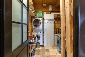 Doua case in stil canadian – confort modern intr-un cadru natural - imagine 13