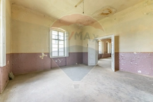 Conac aristocratic secolul XIX , domeniu  2,5 hectare — Păuliș, Arad - imagine 14