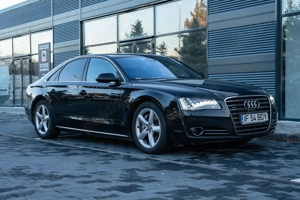 Audi A8 si Porsche Cayenne