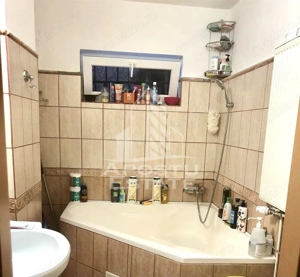 Apartament cu 2 camere situat in zona Aradului - imagine 8